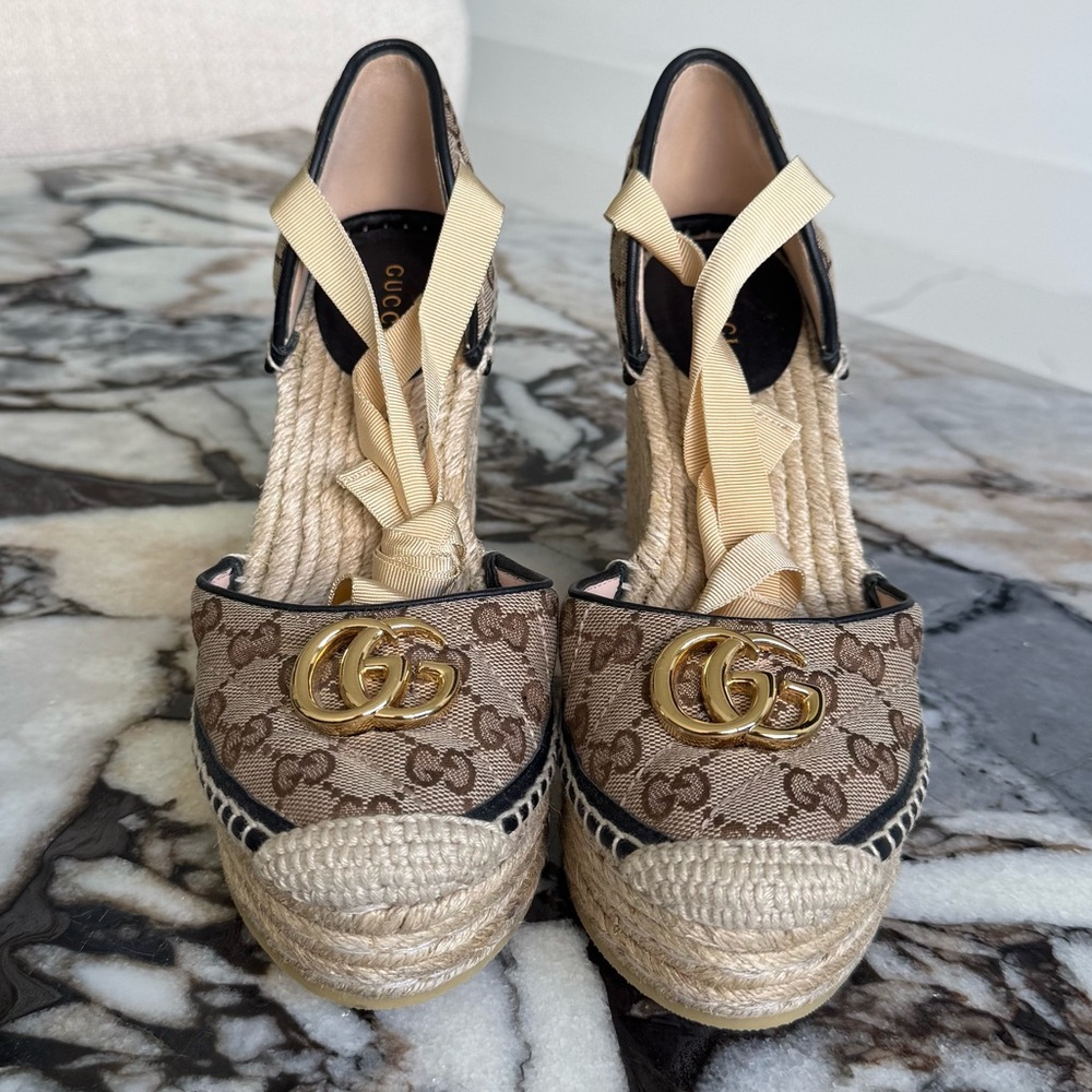 Gucci Canvas Raffia Wedges